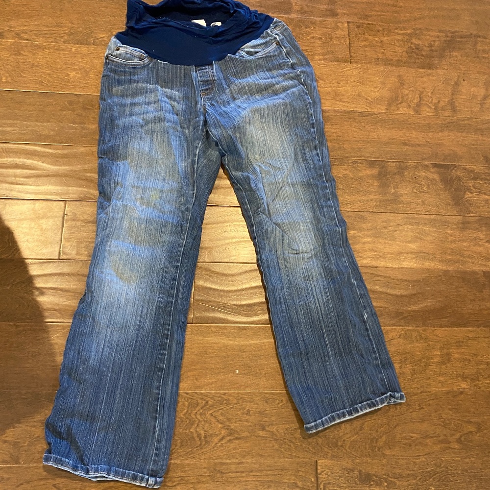 Maternity jeans size M